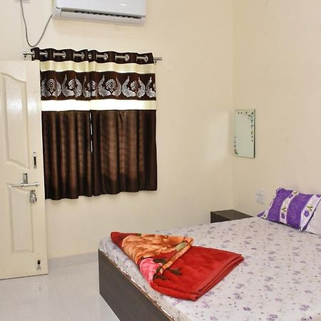 Hotel Shivalay Shegaon エクステリア 写真